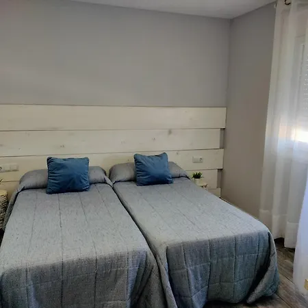 De La Plata בית הארחה 3*